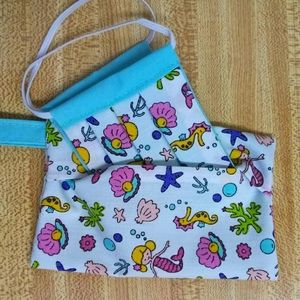 Kids facemask with a carrying pouch - 🧜‍♀️
